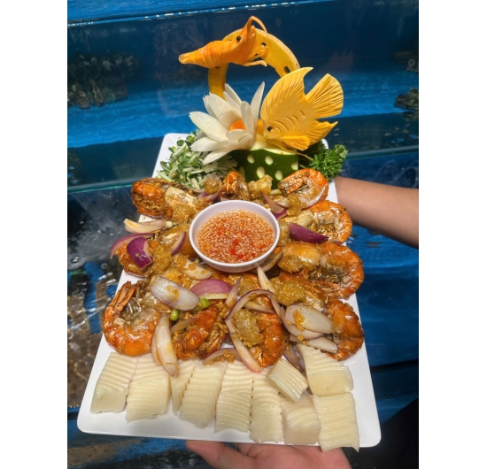 TÔM CÀNG CHÁY TỎI